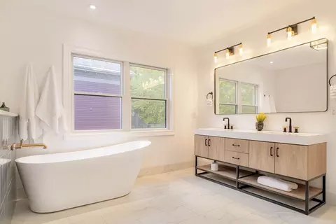 124 Coolidge St, Brookline, MA 02446 photo 15