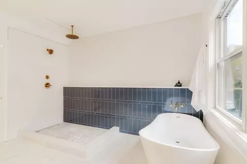 124 Coolidge St, Brookline, MA 02446 photo 17