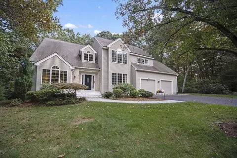 55 Cameron Dr, Marlborough, MA 01752
