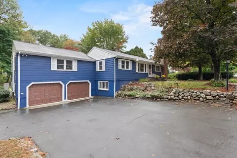 103 Park St, Wrentham, MA 02093
