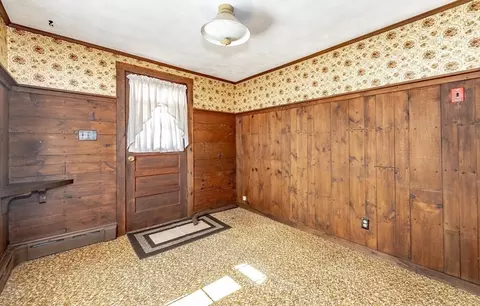 91 Dixie Ter, Chicopee, MA 01020 photo 9