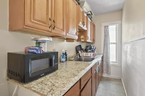198 Vernon St, Worcester, MA 01607 photo 20