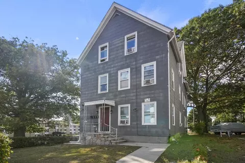 198 Vernon St, Worcester, MA 01607