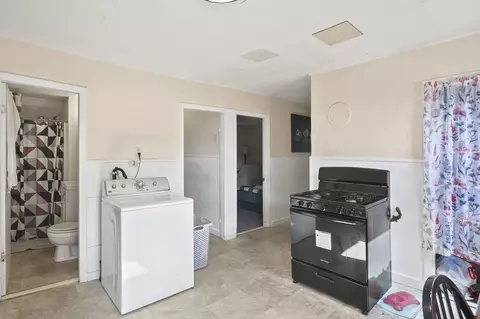 198 Vernon St, Worcester, MA 01607 photo 22