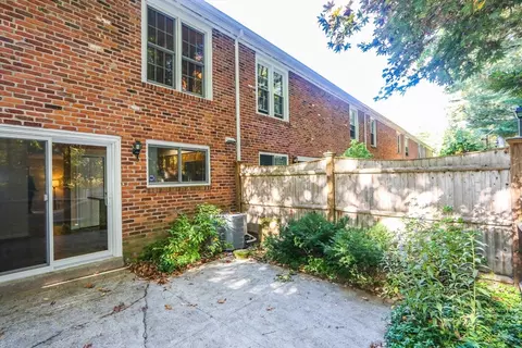 41 Smithfield Ct #41, Springfield, MA 01108 photo 29