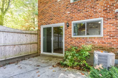 41 Smithfield Ct #41, Springfield, MA 01108 photo 30