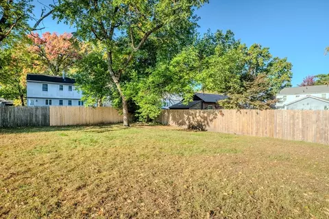 74 Laurence St, Springfield, MA 01104 photo 28