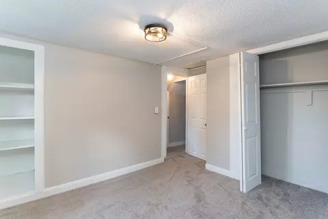 74 Laurence St, Springfield, MA 01104 photo 16