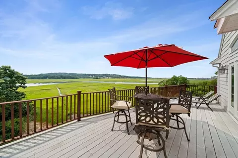 22 Winston Rd, Marshfield, MA 02050