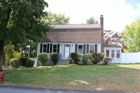 471 Butman Rd, Lowell, MA 01852