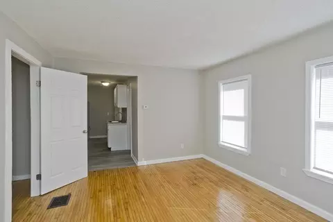 293 Eastern Ave, Springfield, MA 01109 photo 12