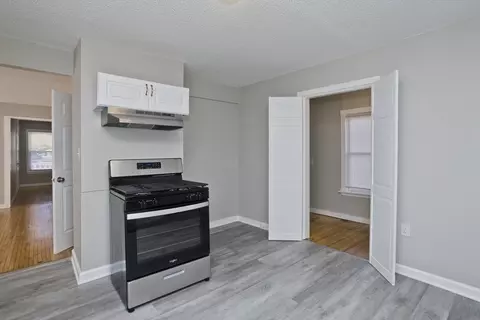 293 Eastern Ave, Springfield, MA 01109 photo 3