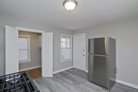 293 Eastern Ave, Springfield, MA 01109 photo 6