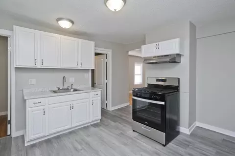 293 Eastern Ave, Springfield, MA 01109 photo 4