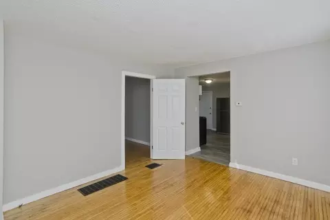 293 Eastern Ave, Springfield, MA 01109 photo 11