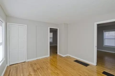 293 Eastern Ave, Springfield, MA 01109 photo 10