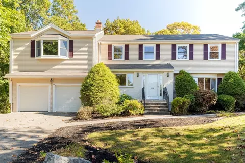 119 Sherbourne Pl, Waltham, MA 02451