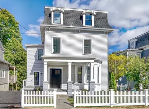 13 Prospect Ave, Boston, MA 02131