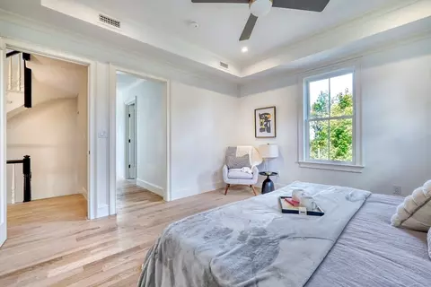 13 Prospect Ave, Boston, MA 02131 photo 18