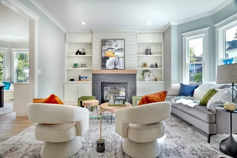 13 Prospect Ave, Boston, MA 02131 photo 4