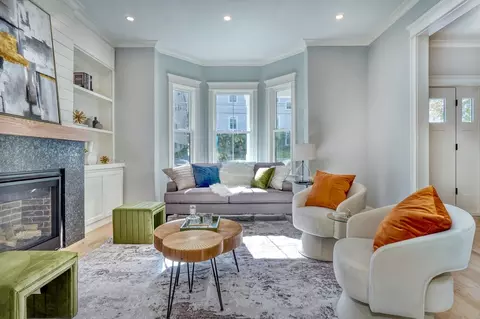 13 Prospect Ave, Boston, MA 02131 photo 5