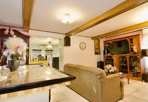 156 Allen St, Springfield, MA 01108 photo 6