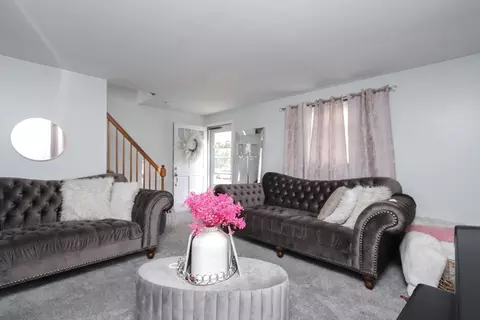 46-48 Silas St, Springfield, MA 01109 photo 6