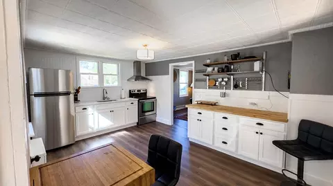 65 West St, Granby, MA 01033 photo 5