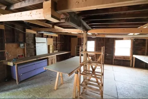 65 West St, Granby, MA 01033 photo 23