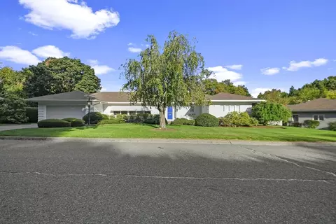 21 Montclair Dr, Worcester, MA 01609