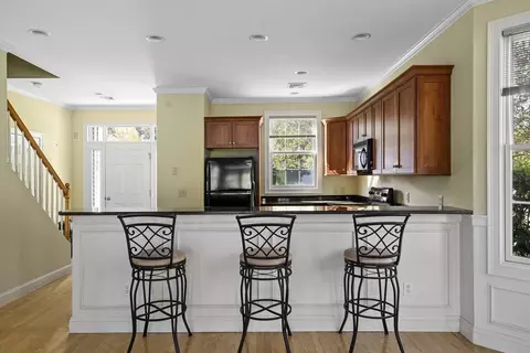 359 Main St #8A, Easthampton, MA 01027 photo 9