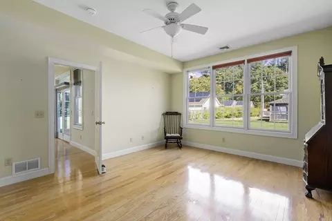 359 Main St #8A, Easthampton, MA 01027 photo 19