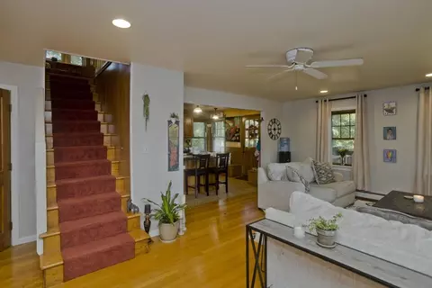 486 Prospect St, Chicopee, MA 01020 photo 16