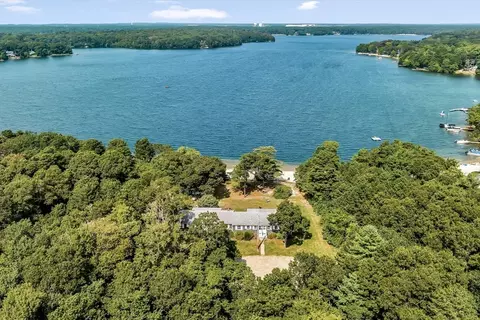 475 Nathan Ellis Hwy, Mashpee, MA 02649