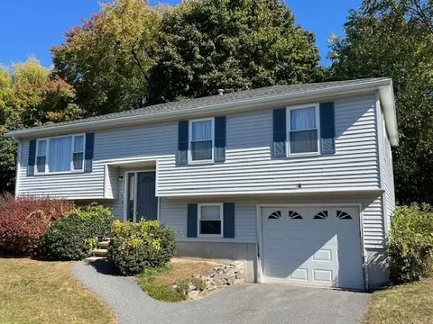 23 Iona Ave, Dracut, MA 01826