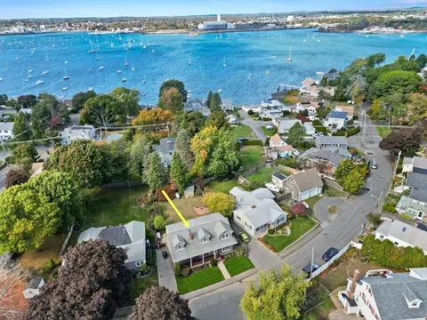 4 Johns Rd, Marblehead, MA 01945 photo 3