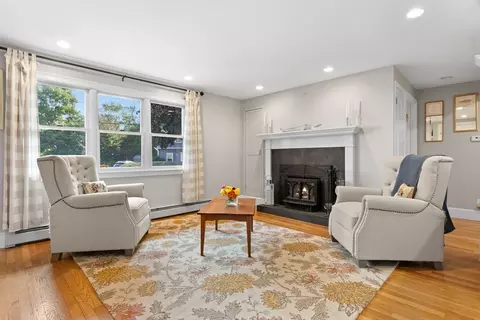 4 Johns Rd, Marblehead, MA 01945 photo 8