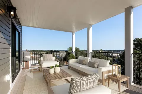 68 Orient Ave #2, Boston, MA 02128