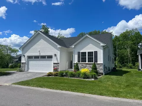 7 Burkhardt Cir #10, Boylston, MA 01505