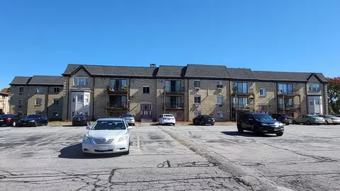 347 Pawtucket Blvd #4, Lowell, MA 01854