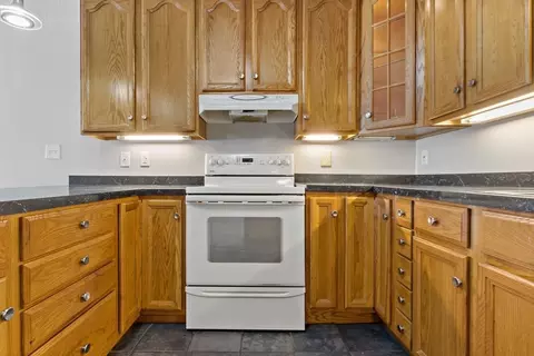 5455 N Main St #7E, Fall River, MA 02720 photo 7