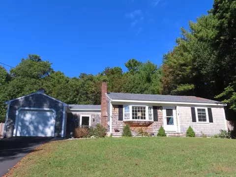 25 Donegal Cir, Barnstable, MA 02632