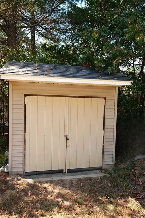 107 Old Poor Farm Rd, Ware, MA 01082 photo 10