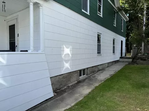 Exterior - 8 Eureka St, Worcester, MA 01603 photo 5 of 8
