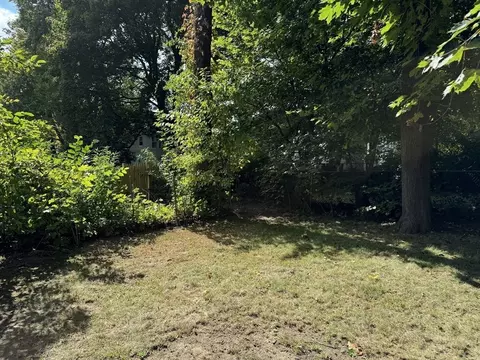 Exterior - 8 Eureka St, Worcester, MA 01603 photo 3 of 8