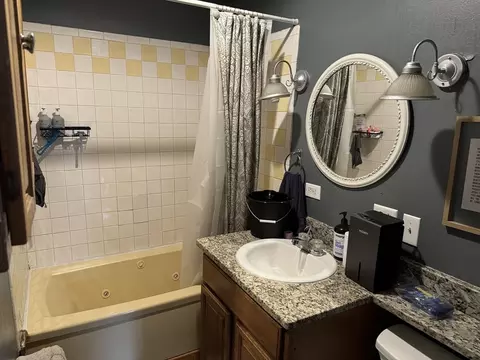 Bath - 8 Eureka St, Worcester, MA 01603 photo 1 of 1