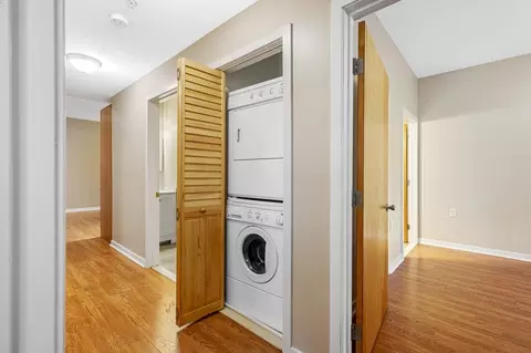 Entry Way - 20 William St #2, Worcester, MA 01609 photo 1 of 1