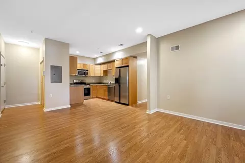 Living - 20 William St #2, Worcester, MA 01609 photo 2 of 3