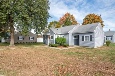 71 Doverbrook Rd #71, Chicopee, MA 01022