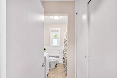 Entry Way - 71 Doverbrook Rd #71, Chicopee, MA 01022 photo 2 of 2